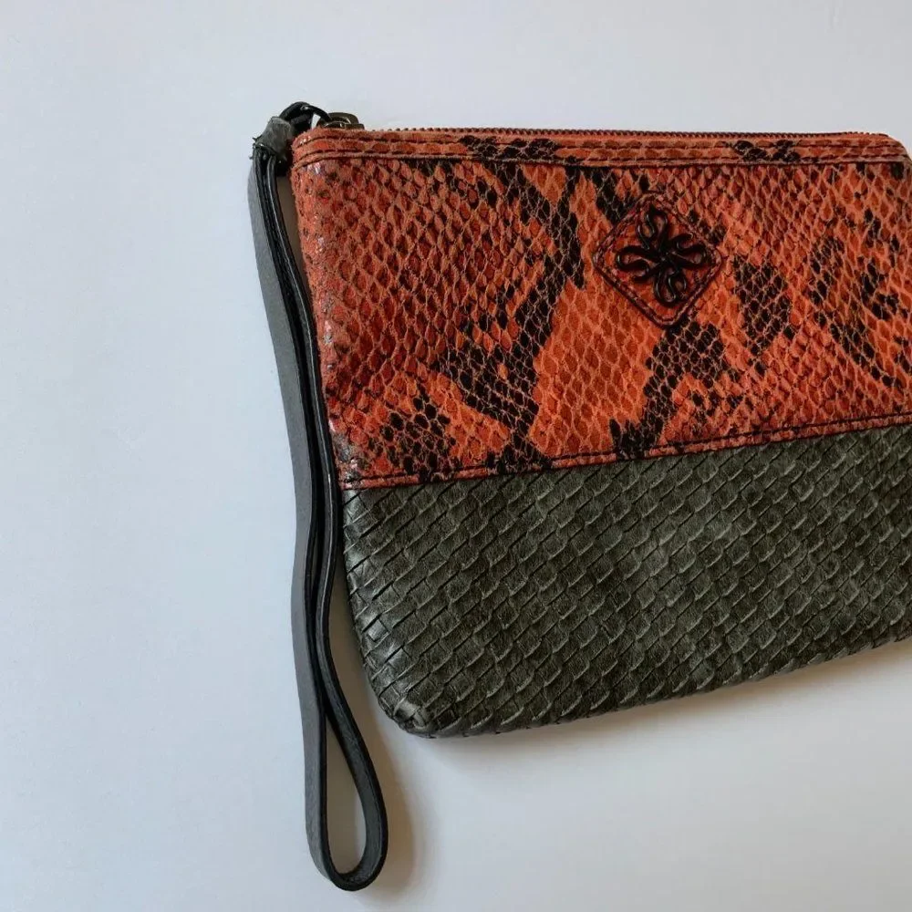 Simply Vera Vera Wang Vegan Leather Rust Orange Grey Snakeskin Print Wristlet